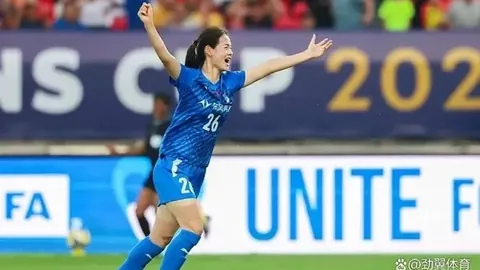 “奔跑新篇章！君乐宝2025石家庄马拉松7：30鸣枪起跑！”